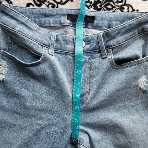 UNIQLO Tapered Jeans - Picture 3 of 7